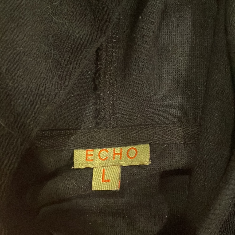 Sweatshirt - Picture 2 of 8